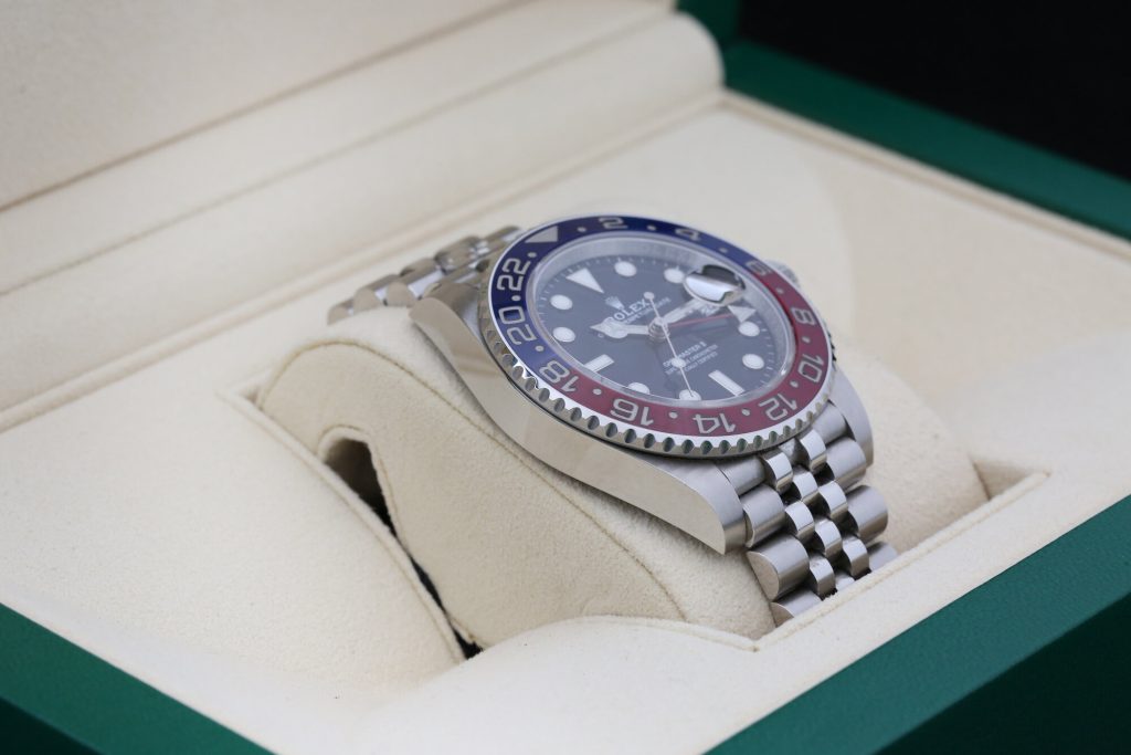 Rolex 126710BLRO Black GMT-MASTER II 40mm 2021 Pepsi