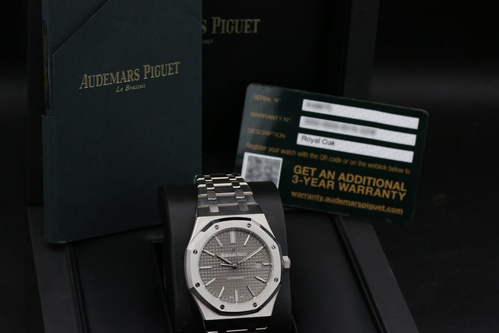 Audemars Piguet 15400ST.OO.1220ST.04 Grey ROYAL OAK  41mm 2019