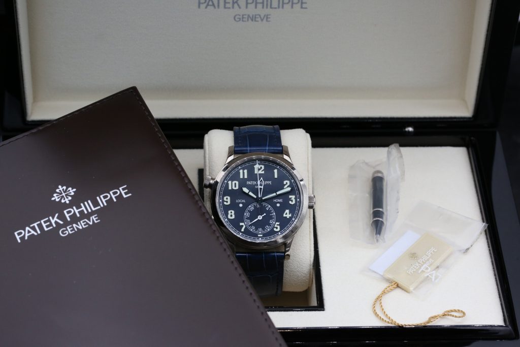 Patek Philippe 5524G-001 Blue CALATRAVA PILOT  42mm 2021