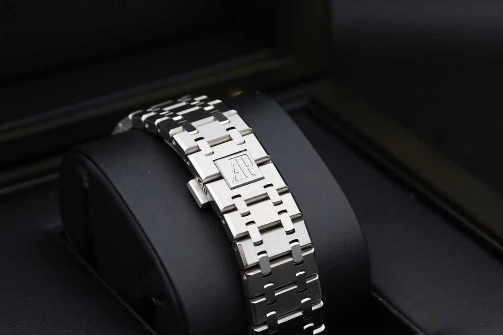 Audemars Piguet 26331ST.OO.1220ST.02 Black Chronograph ROYAL OAK CHRONOGRAPH  41mm 2019