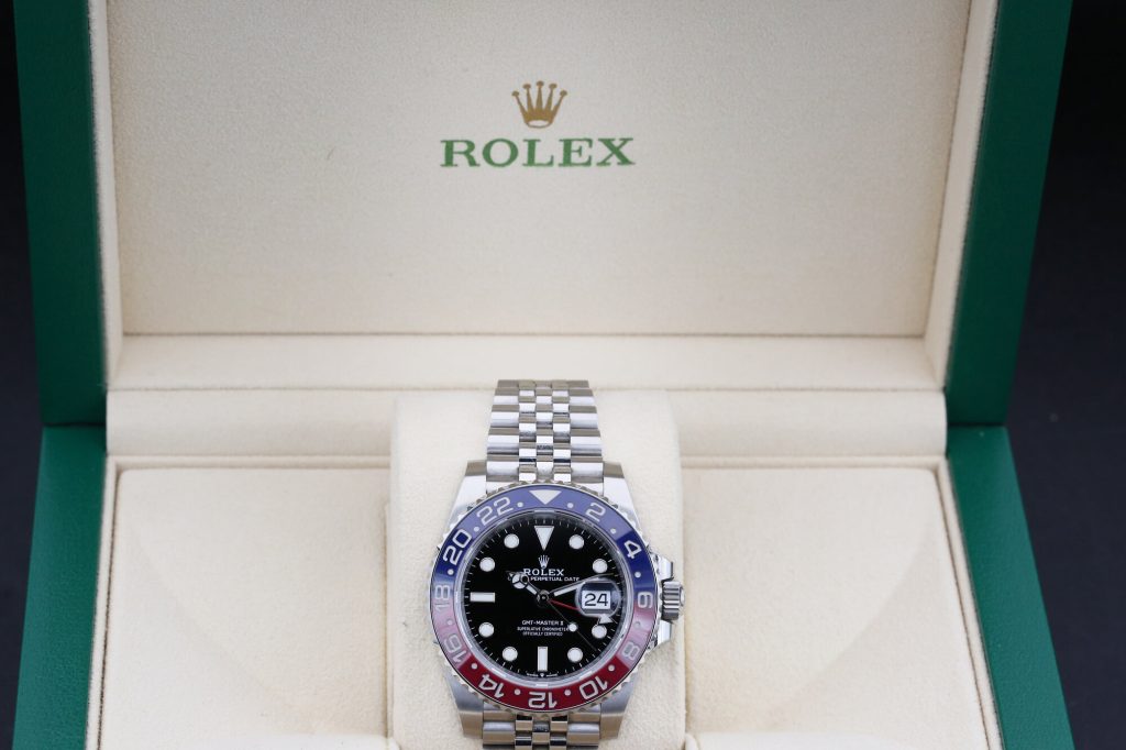 Rolex 126710BLRO Black GMT-MASTER II 40mm 2021 Pepsi