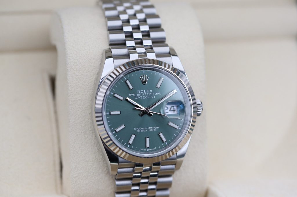 Rolex 126234 Mint Green DATEJUST 36mm 2022