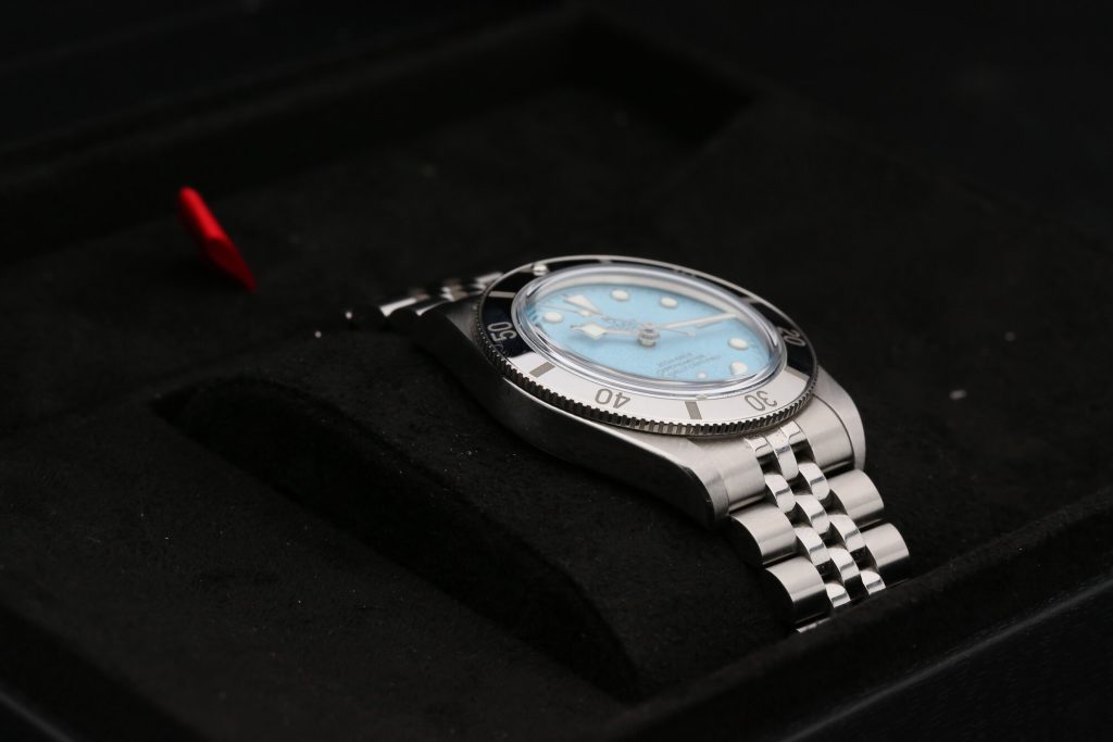 Tudor 79000 Lagoon BLACK BAY  37mm 2025