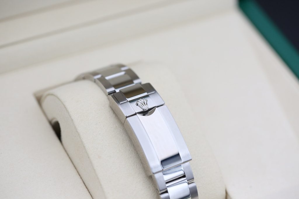 Rolex 126710GRNR Black GMT MASTER II 40mm 2025 Bruce Wayne