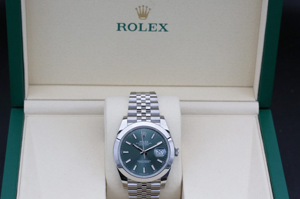 Rolex 126300 Mint Green DATEJUST 41mm 2025