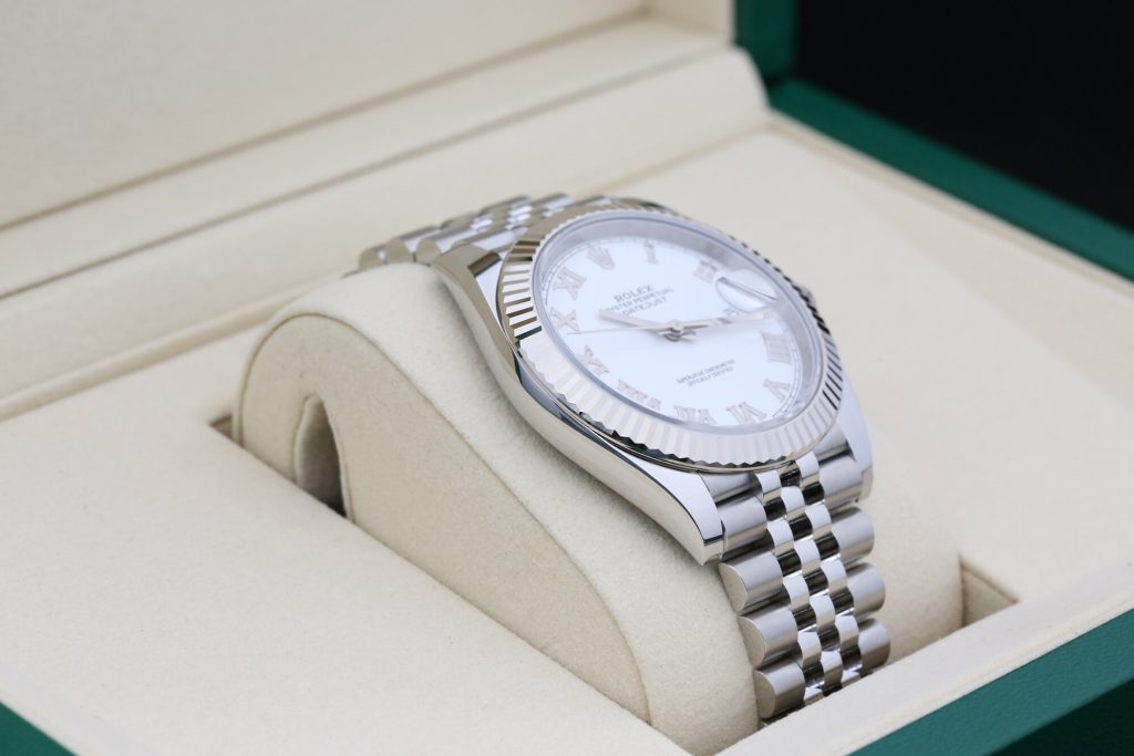 Rolex 126334 White Roman DATEJUST 41mm 2025