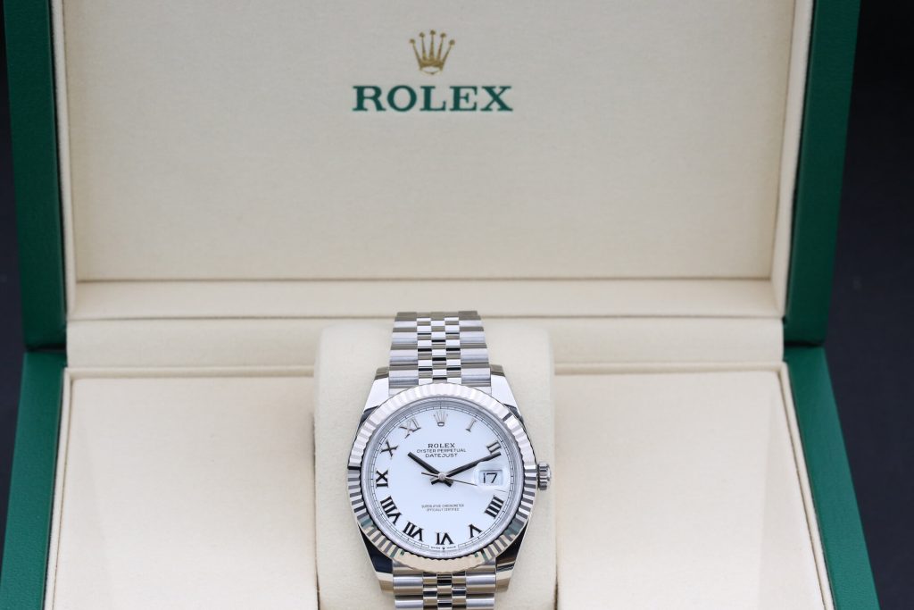 Rolex 126334 White Roman DATEJUST 41mm 2025
