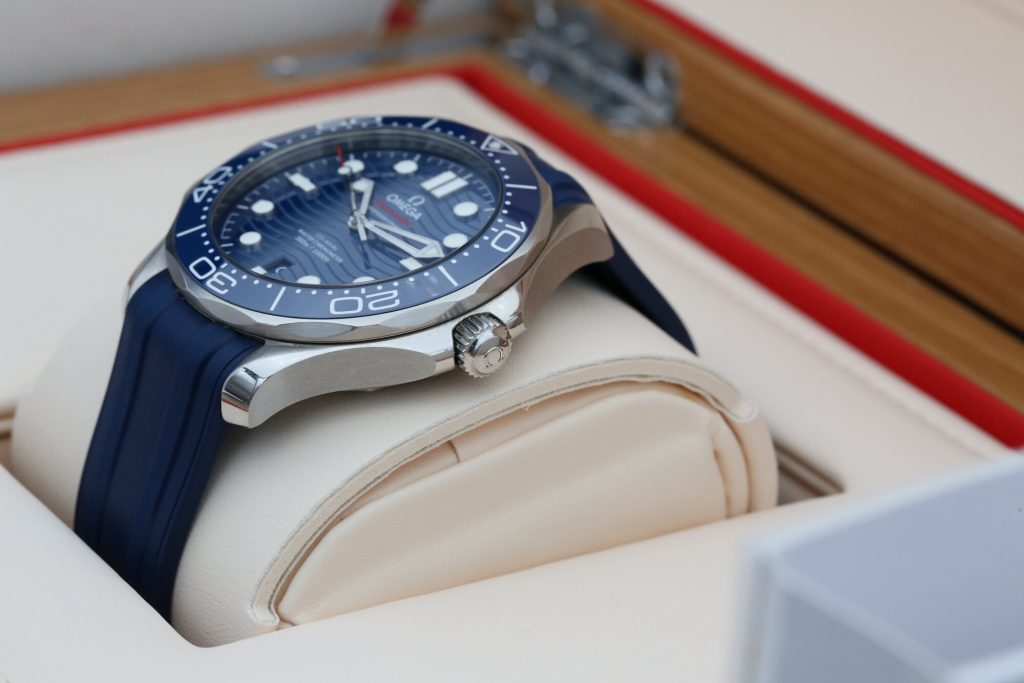 Omega 210.32.42.20.03.001 Blue SEAMASTER  42mm 2021