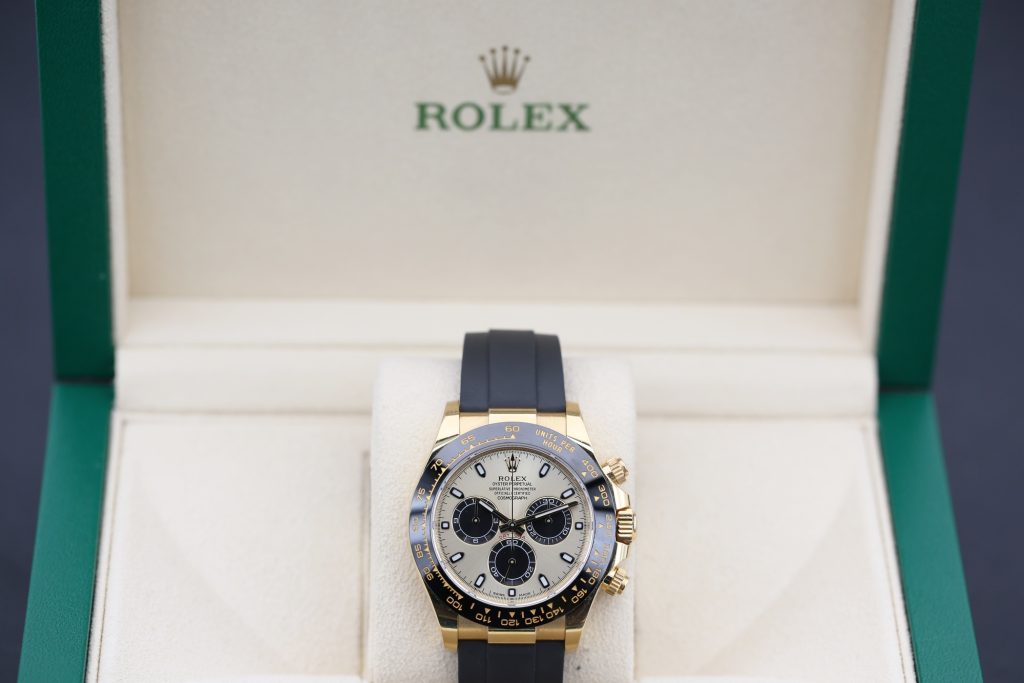 Rolex 116518LN Black DAYTONA 40mm 2018 PIKACHU