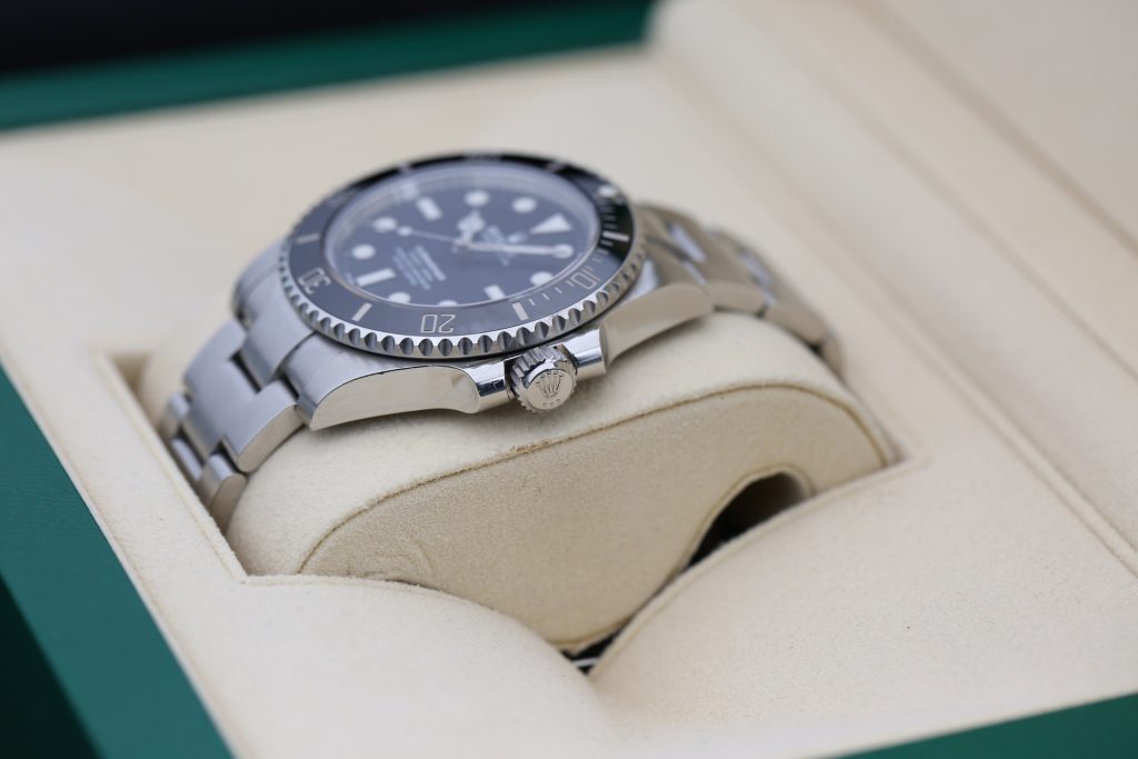 Rolex 114060 Black SUBMARINER 40mm 2019
