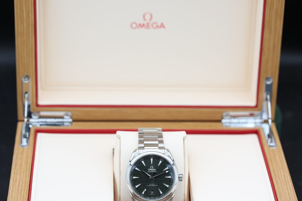 Omega 220.10.41.21.10.001 Green SEAMASTER AQUA TERRA 41mm 2023