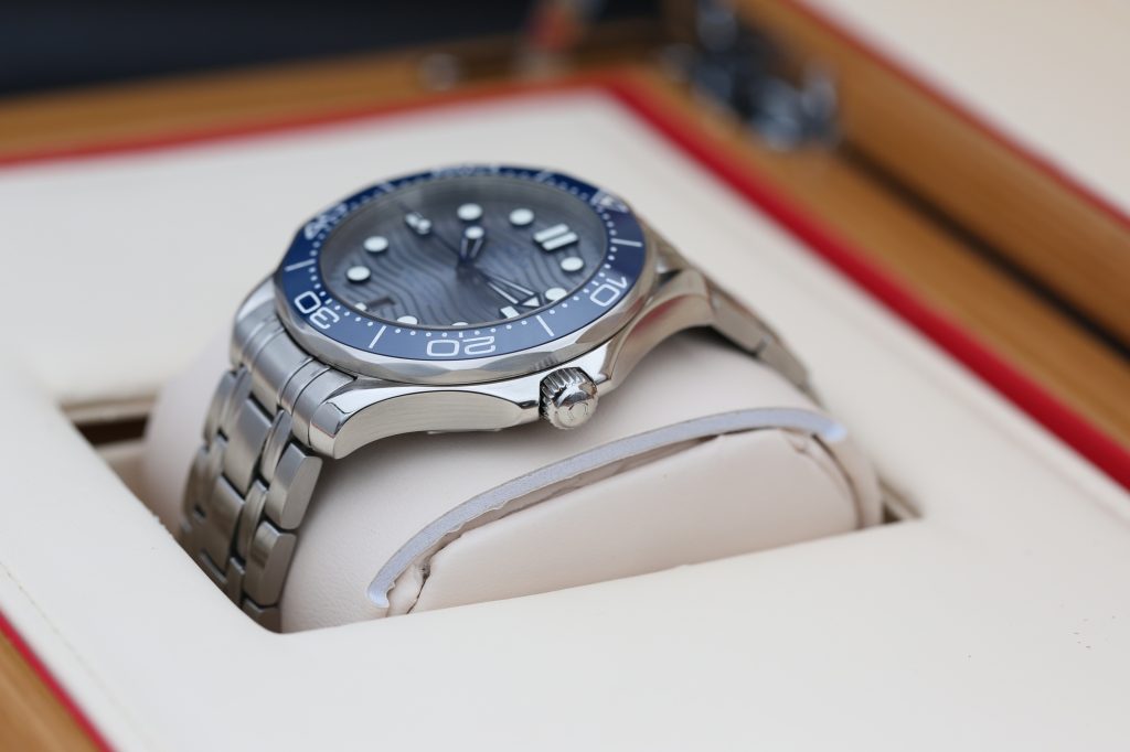 Omega 210.30.42.20.06.001 Chrome SEAMASTER 42mm 2023