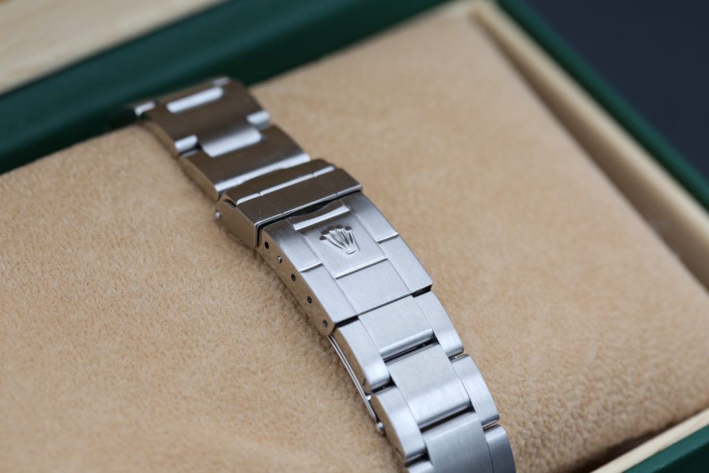 Rolex 16570 White EXPLORER II 40mm 2000