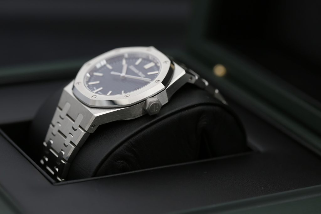 Audemars Piguet 15550ST.OO.1356ST.06 Blue ROYAL OAK 37mm 2026