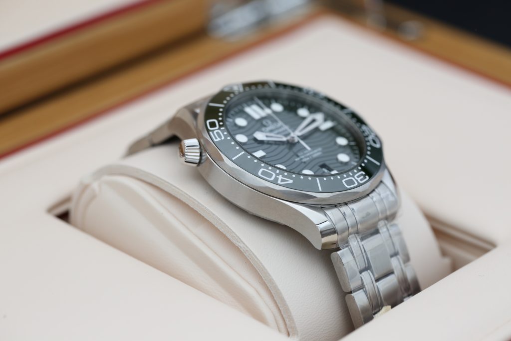 Omega 210.30.42.20.10.001 Green SEAMASTER  42mm 2026