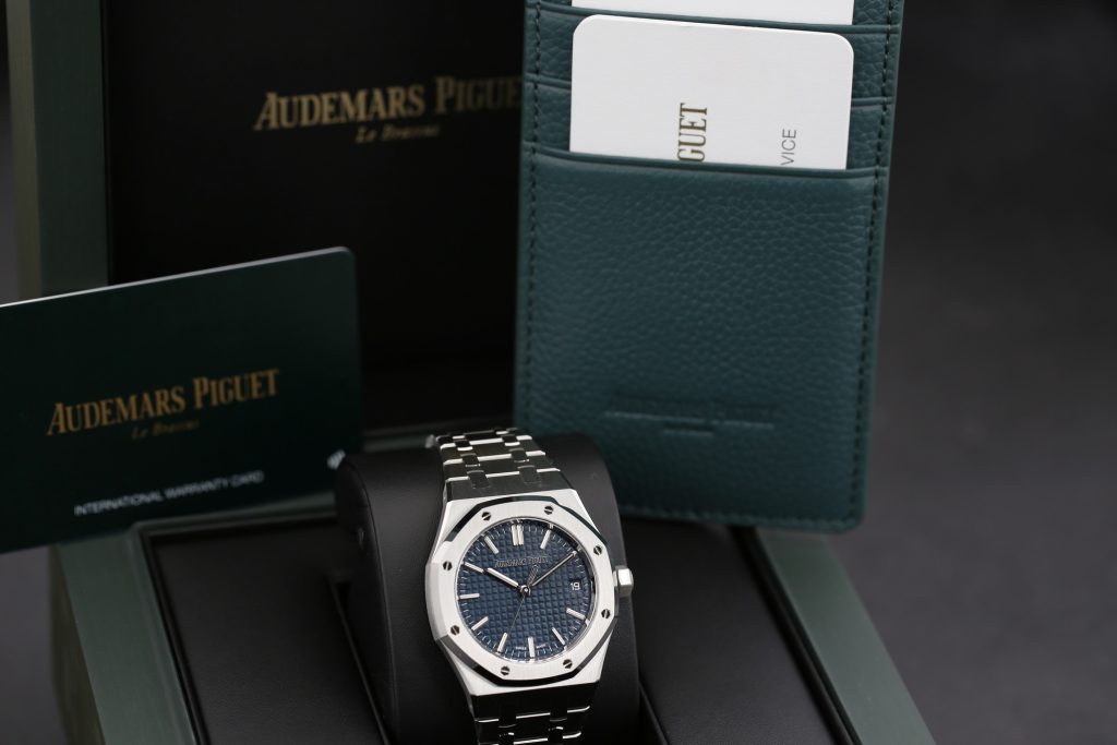 Audemars Piguet 15550ST.OO.1356ST.06 Blue ROYAL OAK 37mm 2026