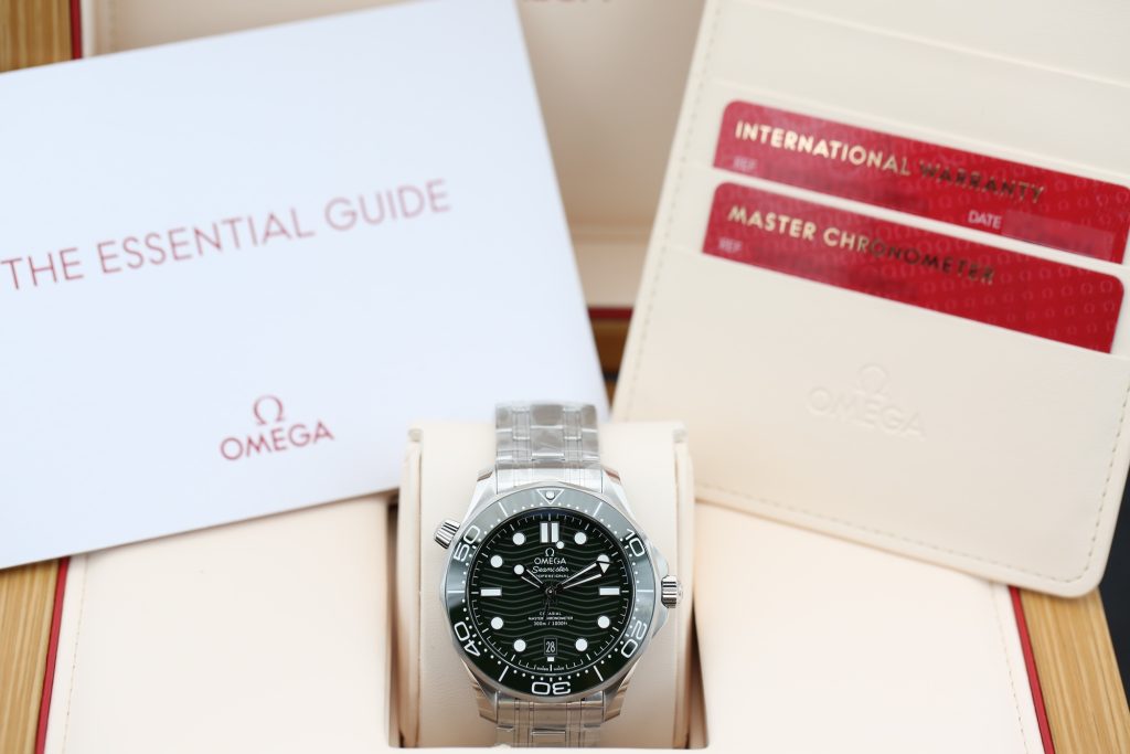 Omega 210.30.42.20.10.001 Green SEAMASTER  42mm 2026
