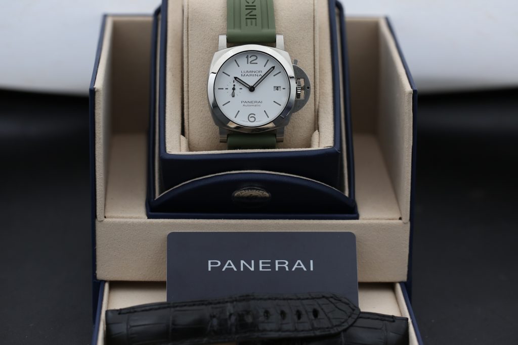 Panerai PAM01371 White LUMINOR MARINA 40mm 2023