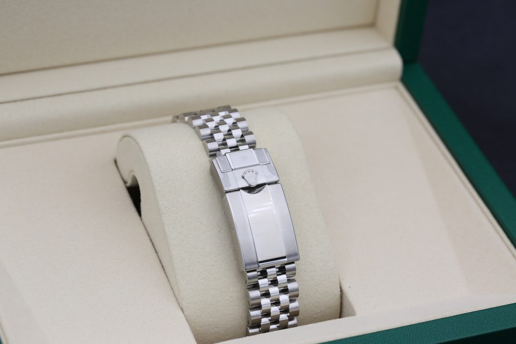 Rolex 126710GRNR Black GMT MASTER II 40mm 2026 Bruce Wayne
