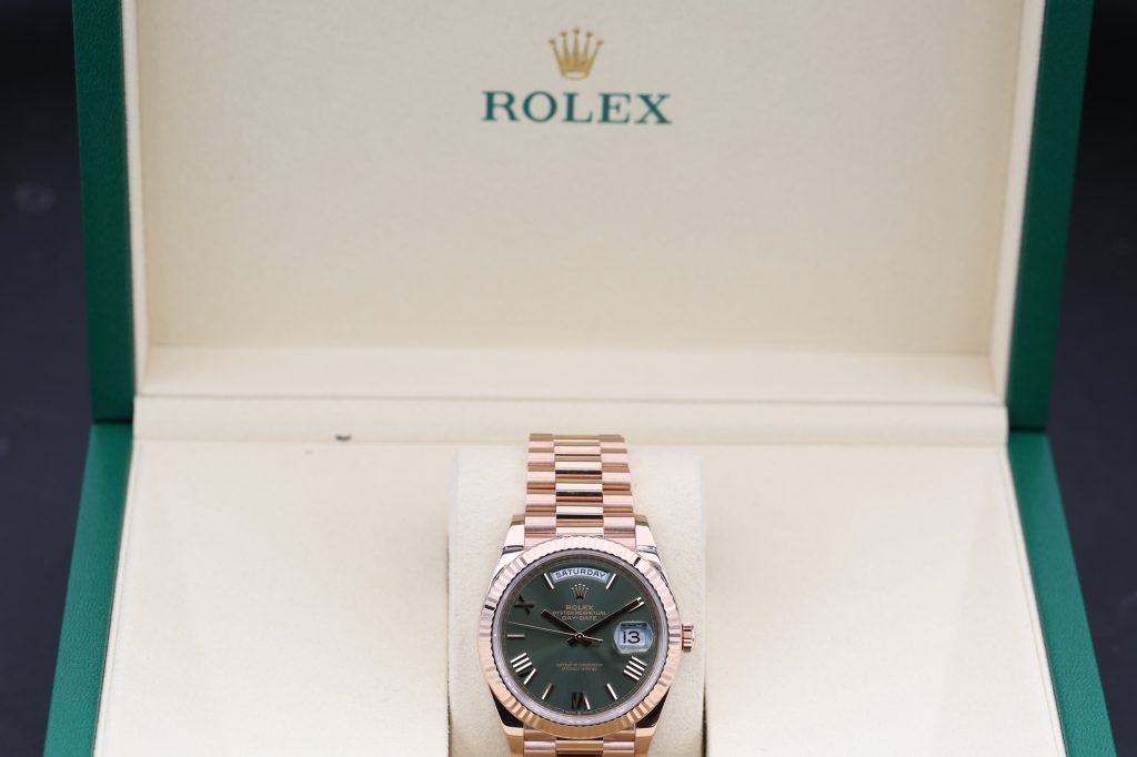 Rolex 228235 Olive DAY-DATE 40mm 2025