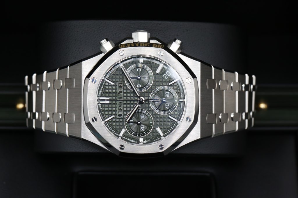 Audemars Piguet 26240ST.OO.1320ST.04 Green ROYAL OAK CHRONOGRAPH 41mm 2025