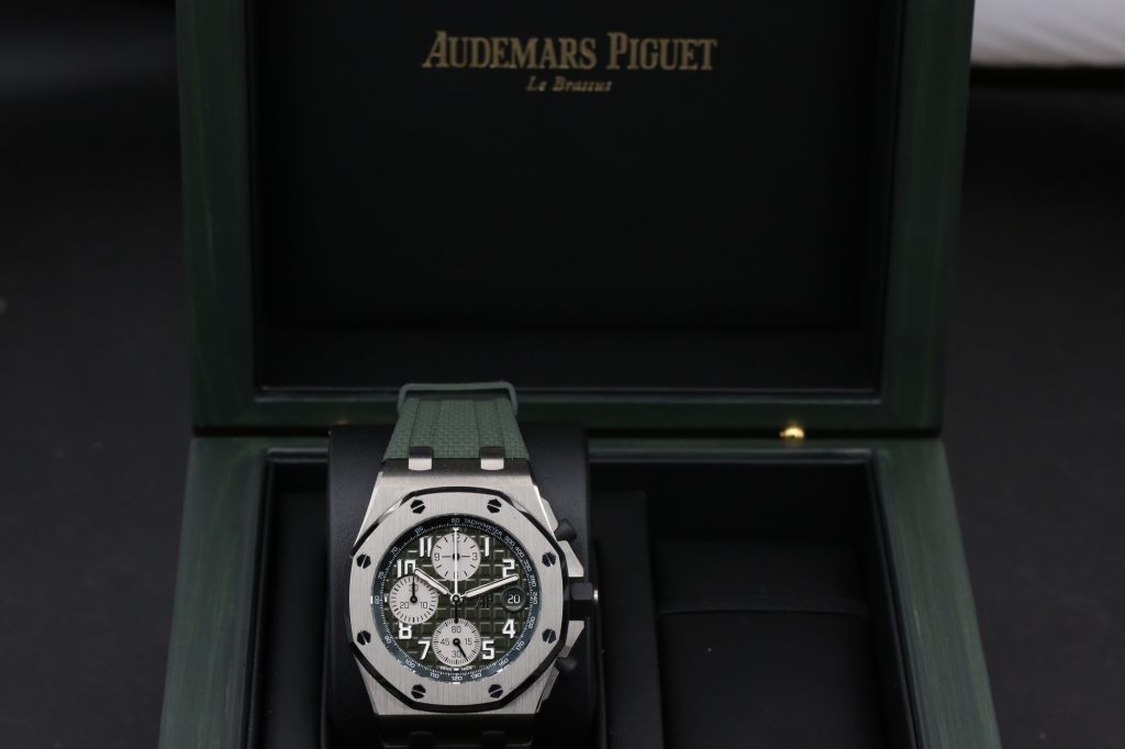 Audemars Piguet 26238TI.OO.A056CA.01 Green ROYAL OAK OFFSHORE  42mm 2022