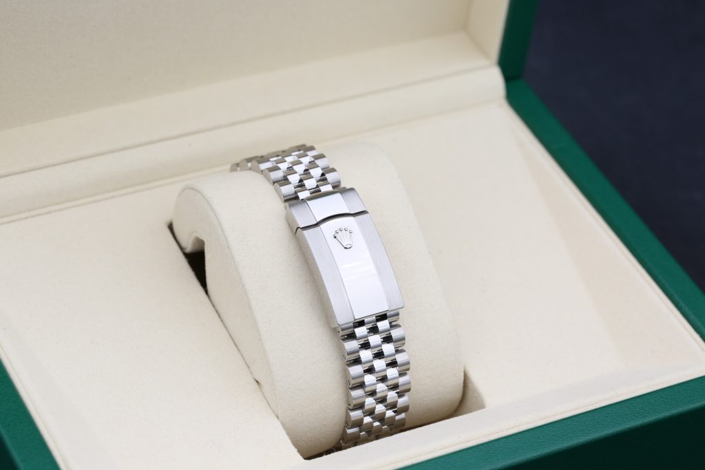 Rolex 126300 White Index DATEJUST 41mm 2026