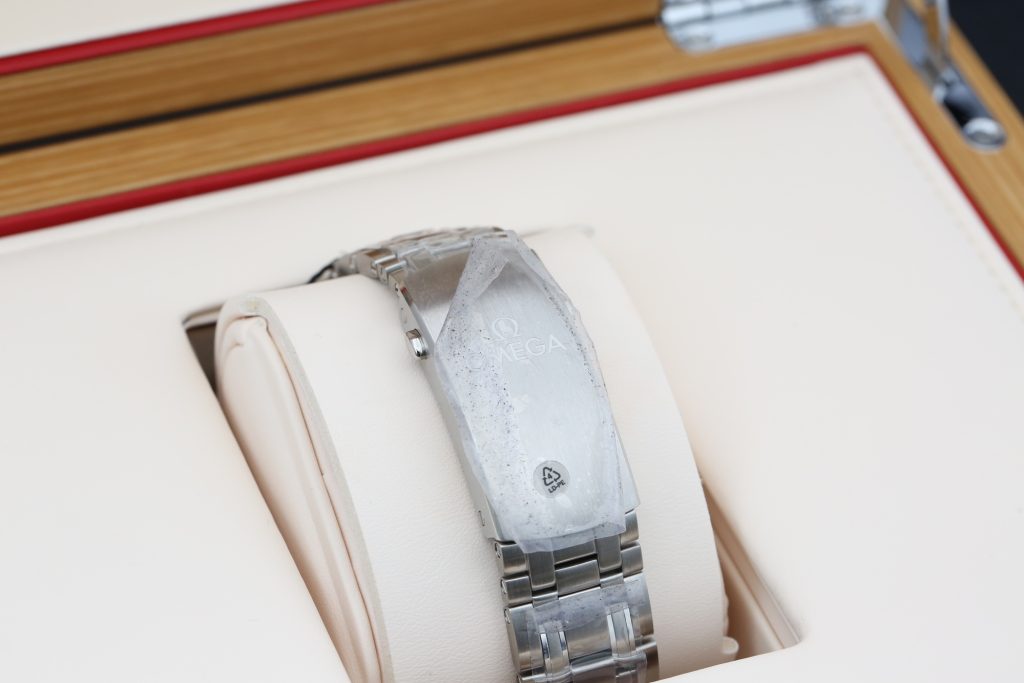 Omega 210.30.42.20.10.001 Green SEAMASTER 42mm 2026