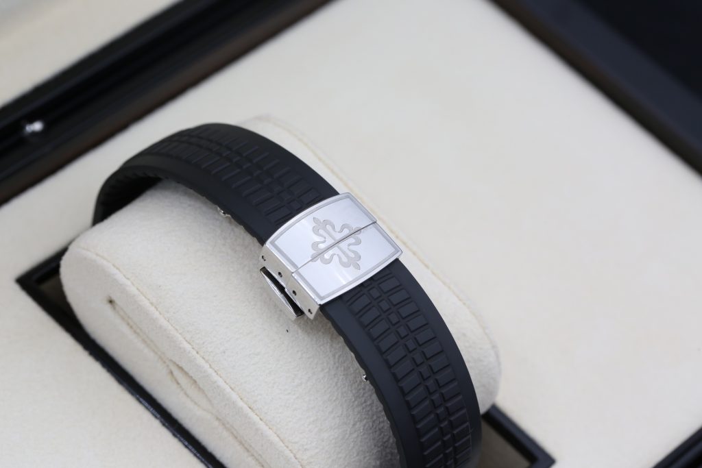 Patek Philippe 5167/1A-001 Black AQUANAUT 40mm 2021