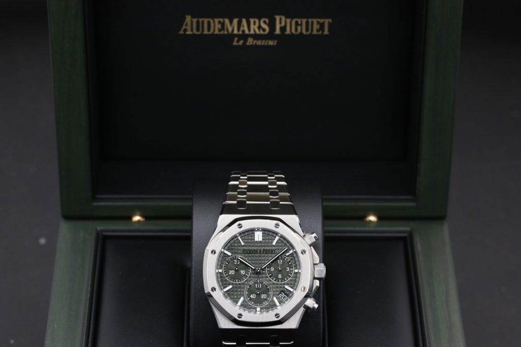 Audemars Piguet 26240ST.OO.1320ST.04 Green ROYAL OAK CHRONOGRAPH 41mm 2025