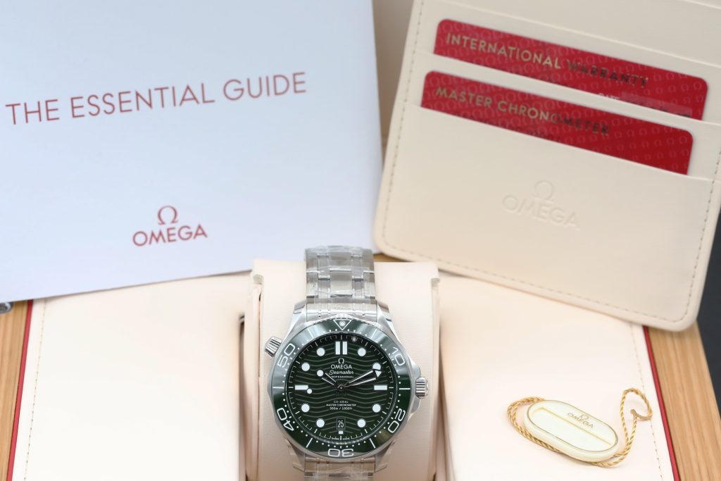 Omega 210.30.42.20.10.001 Green SEAMASTER 42mm 2026