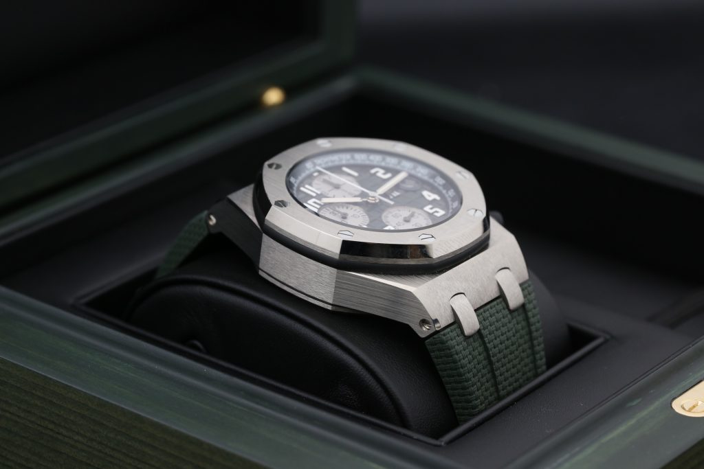 Audemars Piguet 26238TI.OO.A056CA.01 Green ROYAL OAK OFFSHORE  42mm 2022