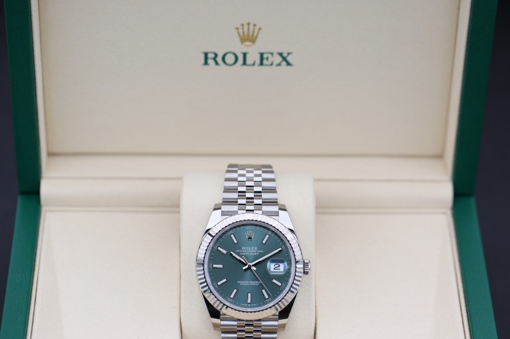 Rolex 126334 Green Index DATEJUST 41mm 2026