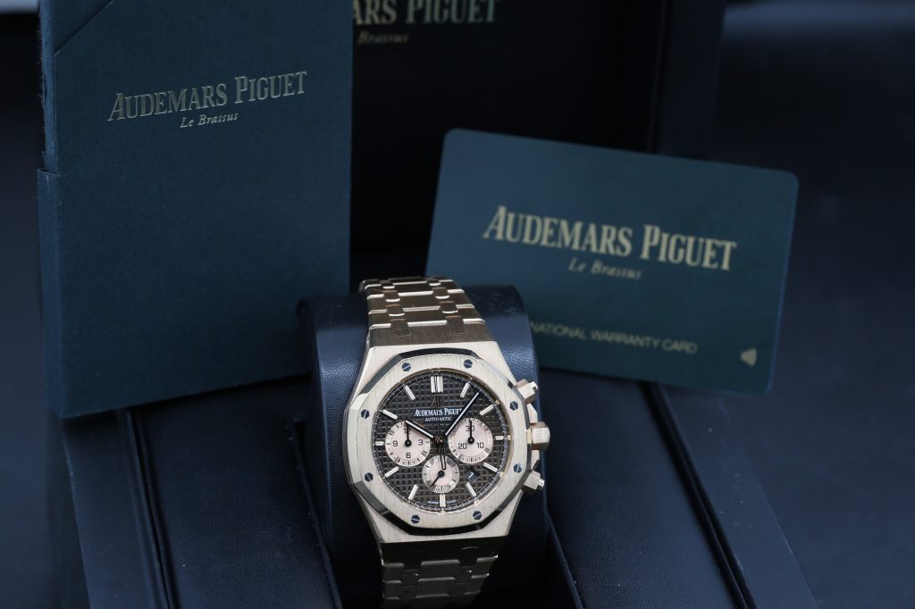 Audemars Piguet 26331OR.OO.1220OR.02 Chocolate ROYAL OAK 41mm 2018