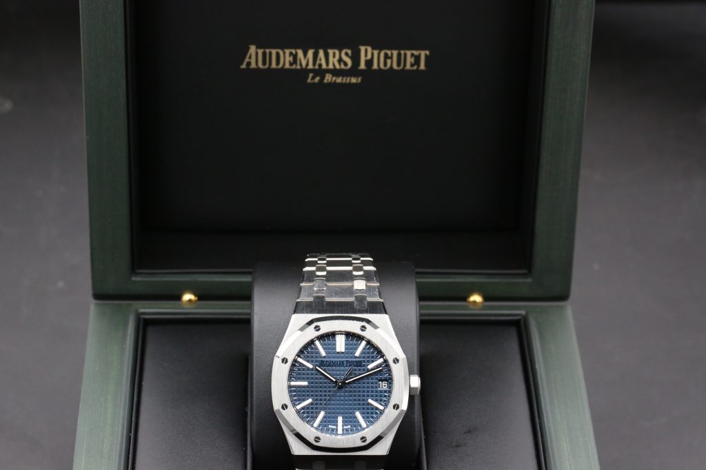 Audemars Piguet 15510ST.OO.1320ST.01 Blue ROYAL OAK  41mm 2022 50TH ANNIVERSARY