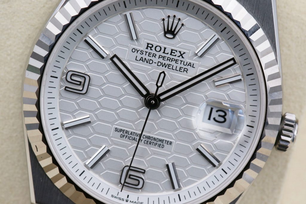 Rolex 127334 White LAND-DWELLER  40mm 2026