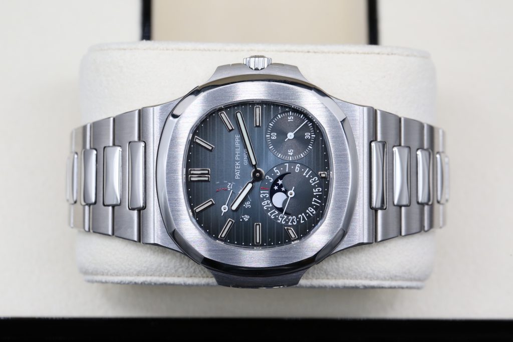 Patek Philippe 5712/1A-001 Blue NAUTILUS 40mm 2012