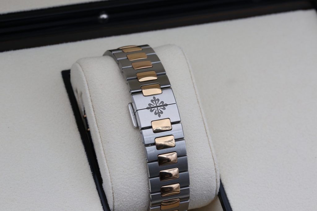 Patek Philippe 5980/1AR-001 Blue NAULITUS 40.5mm 2023