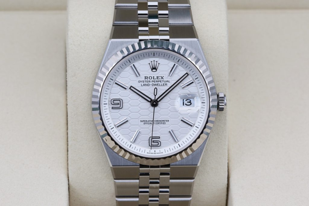 Rolex 127334 White LAND-DWELLER  40mm 2026