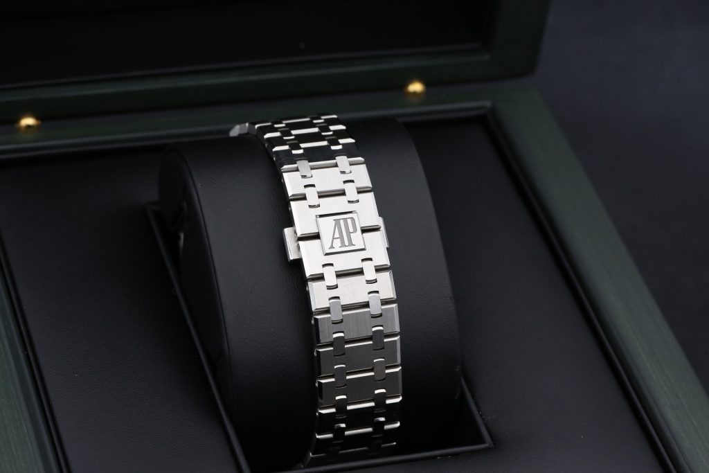 Audemars Piguet 15510ST.OO.1320ST.01 Blue ROYAL OAK  41mm 2022 50TH ANNIVERSARY