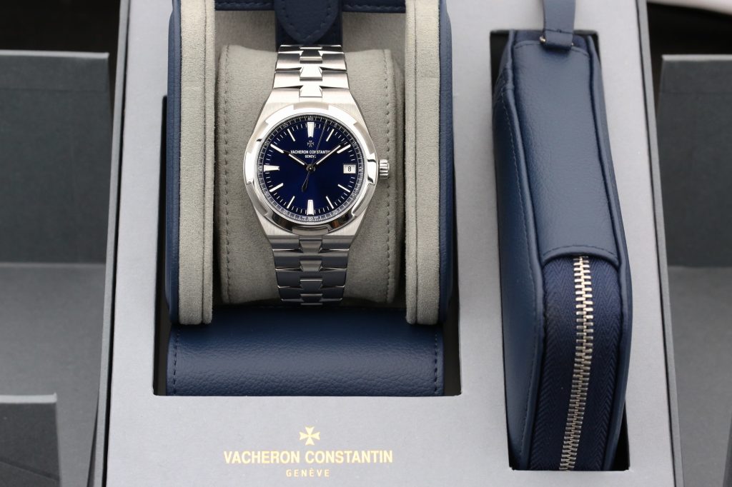 Vacheron Constantin 4520V/210A-B128 Blue OVERSEAS  41mm 2024