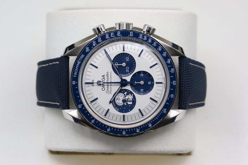 Omega 310.32.42.50.02.001 Snoopy SPEED MASTER SNOOPY 42mm 2026 Snoopy