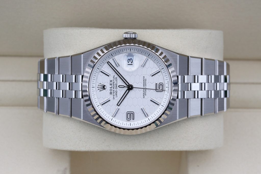 Rolex 127334 White LAND-DWELLER  40mm 2026