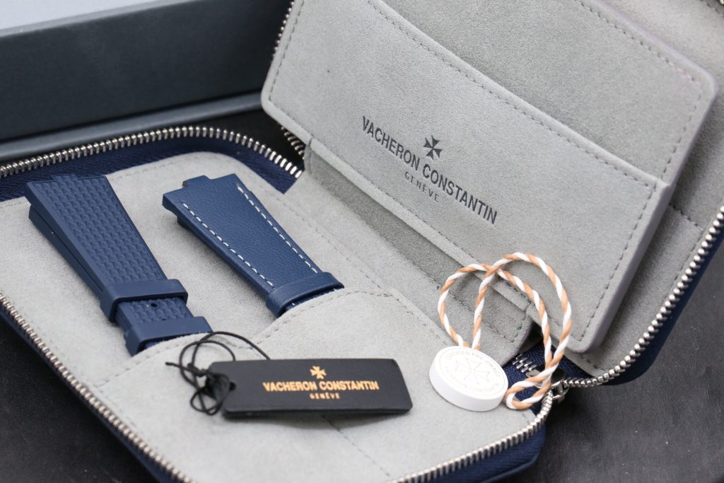 Vacheron Constantin 4520V/210A-B128 Blue OVERSEAS  41mm 2024