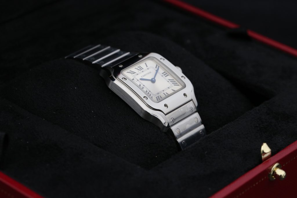 Cartier WSSA0082 Silver DE SANTOS  27mm 2026